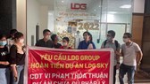 Người mua nhà dự án LDG Sky căng băng rôn yêu cầu LDG Group hoàn tiền vì cho rằng CĐT vi phạm thoả thuận?