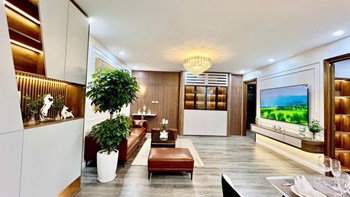 Cần bán căn hộ 98m2 chung cư Sapphire Palace số 4 Phố Chính Kinh, Thanh Xuân Hà Nội - Diện tích tim tường 98m2 thôn thủy 88m2 thiết kế 03 phòng ngủ, 02 vệ sinh, phòng khách, bếp, ban công Đông Nam, cửa chính Tây Bắc, nhà full nội thất, sổ đỏ chính chủ - 2