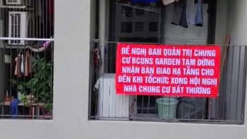 Bcons Garden: Băng rôn đỏ rực ở ban công và nỗi lòng cư dân  - 1