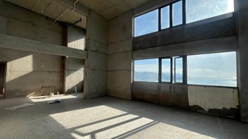 View triệu đô, giá bán nhân x2 nhưng chả ở hay cho thuê được gần 7 năm qua.  - 1