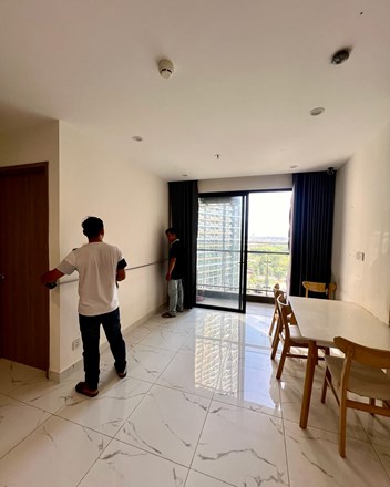 Mua nhà Hà Nội: Sở hữu "tổ ấm" hay tự đeo vào cổ "bản án" 30 năm? - 1