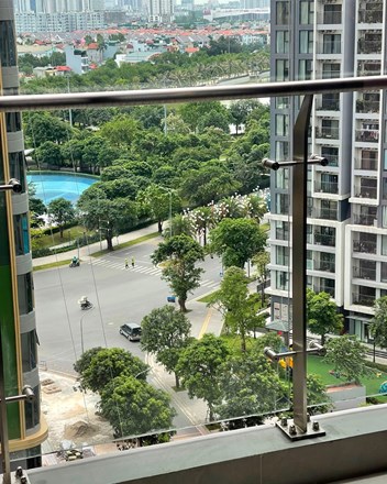 Khi chuyên gia bảo "Lãi suất cao là cơ hội mua BĐS giá rẻ" và cái kết...  - 1