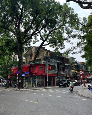 Nghe tin Hà Nội quyết tâm “trảm” sạch mấy quả bom xịt tập thể cũ cấp D trước năm 2030 - 1