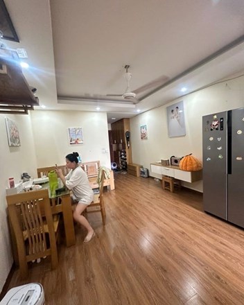 Người thì gom căn hộ, người thì gom… lý do trì hoãn - 1