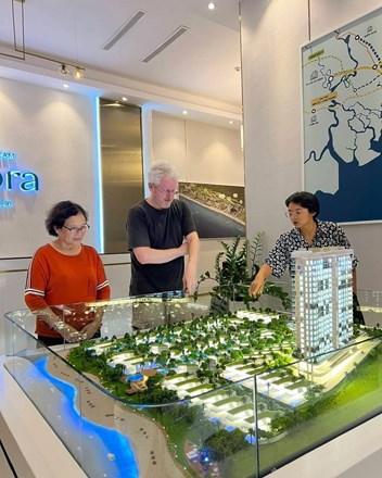 Vì sao càng chờ giảm, giá nhà lại càng cứ leo thang? - 1