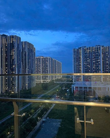 Ở chung cư mới thấy, nhiều khi hàng xóm chỉ cần để ý nhau một chút là đỡ bao nhiêu chuyện 🥲 - 1