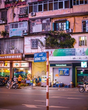 Hà Nội: Mọi thứ đều ngày càng quá đắt đỏ, đặc biệt là nhà ở.  Vậy cố bám trụ hay đi?  - 1