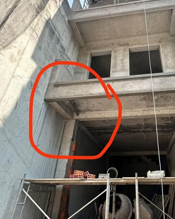 Đi qua xem nhà, nhìn cái dầm mà đứng hình mất 5 giây 😩  - 1