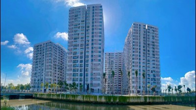 Nếu bạn có ý mua căn hộ ở giai đoạn này thì dưới đây là 2 dự án mình gợi ý bạn có thể Tham Khảo! 