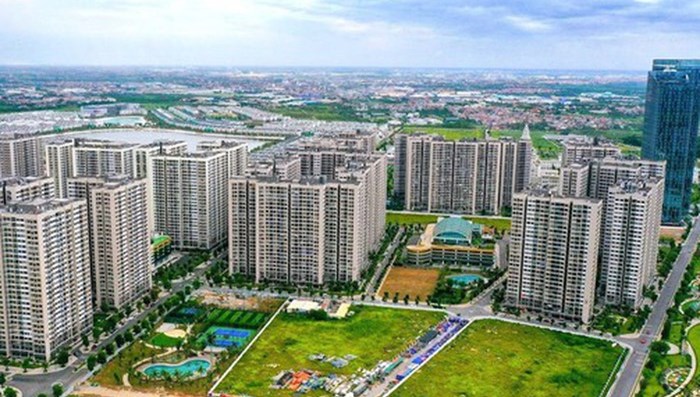 Cứ 3 người mua chung cư thì có đến 2 người mua để đầu tư, đầu cơ... kỳ vọng giá sẽ còn tăng nữa khiến nhiều dự án giá cao nhưng vẫn "cháy hàng" - 1