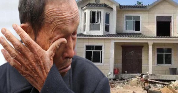 Cha mẹ mất không để lại di chúc,  cậu út lén 2 chị tự kê khai làm sổ đỏ và cái kết không ai ngờ  - 1