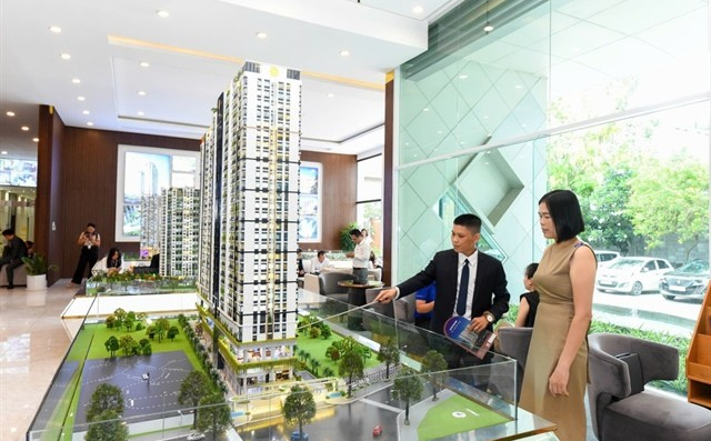 Vay mua nhà thời lãi thấp, trả nợ thời lãi cao: Cuộc chiến sinh tồn của người mua nhà giữa "bão" lãi suất 2026  - 1