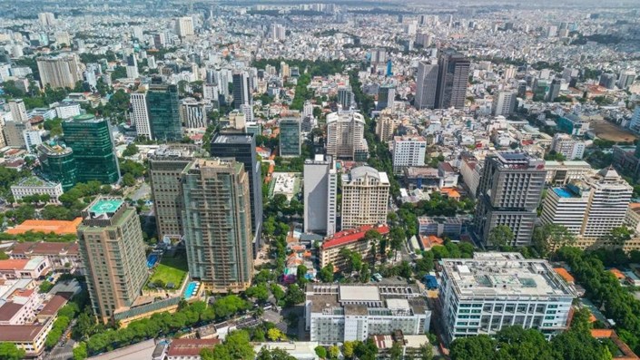 CĂN HỘ TP.HCM “ĐÓNG BĂNG” THANH KHOẢN: GIAO DỊCH GIẢM HƠN 66%, LÃI SUẤT TĂNG KÉO TÂM LÝ NGƯỜI MUA CHỮNG LẠI  - 1