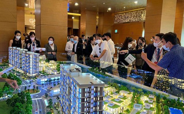 Không còn “siết cả làng”: Tín dụng BĐS chia theo từng phân khúc - ai được bơm tiền, ai phải… tự bơi?  - 1