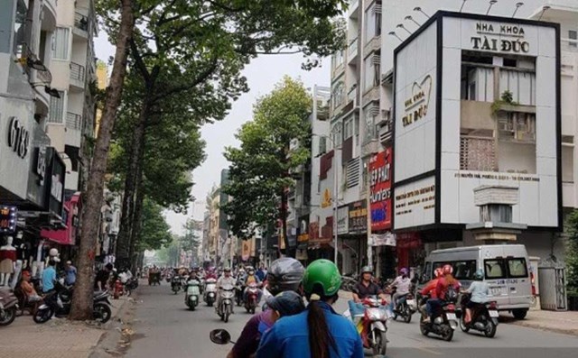 Giá tăng không ngừng, nhà mặt phố trung tâm Hà Nội đạt 400 triệu đồng/m2, giao dịch tại Long Biên và Ba Đình tăng mạnh nhất - 1