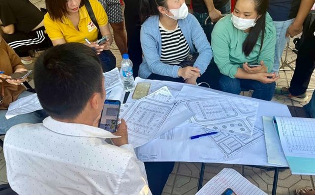 Sắp hết thời "đi đấu giá cho vui"?  - 1