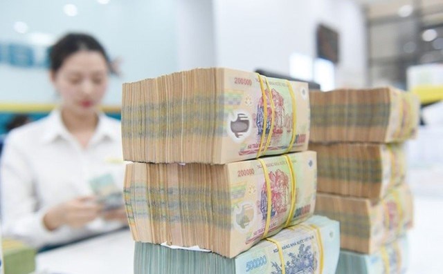 RỦI RO TỪ CÁC DOANH NGHIỆP BẤT ĐỘNG SẢN YẾU KÉM  - 1