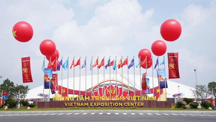 Vingroup ghi dấu ấn kiến tạo tại triển lãm "Thành tựu đất nước: 80 năm Hành trình Độc lập - Tự do - Hạnh phúc" - 1