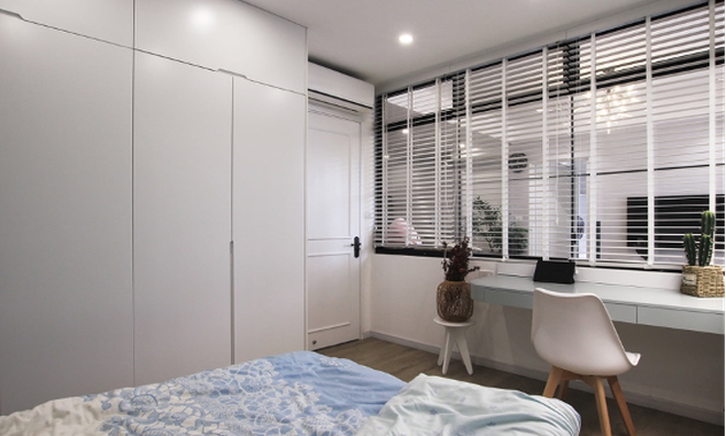 Kiến trúc sư tư vấn 6 giải pháp thiết kế cho phòng ngủ nhỏ, gợi ý loạt đồ nội thất giúp tận dụng từng centimet - 1
