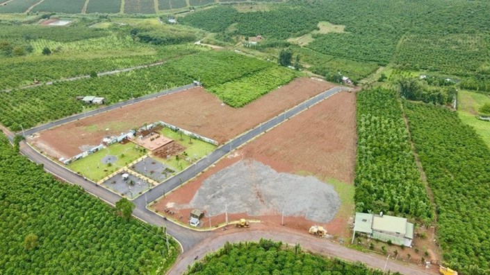 Từ 1/1/2026: Chi phí chuyển đất nông nghiệp sang đất thổ cư sẽ tăng “phi mã”, ai định làm thì nên làm sớm  - 1