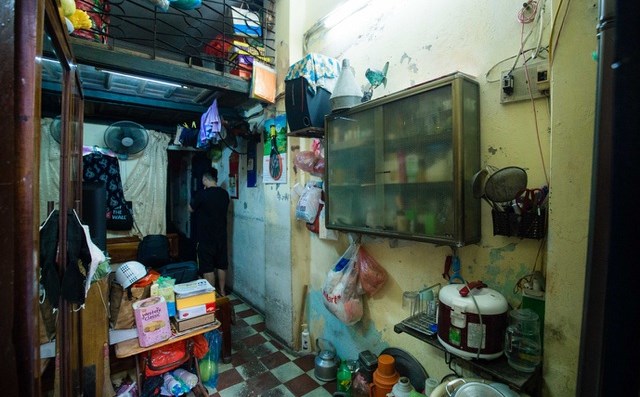 Có một kiểu người Hà Nội: Thèm có một quê lẻ để... trốn về  - 1