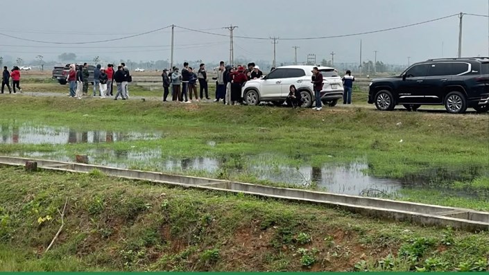 Cơn say "đất vàng" trên giấy và cú úp sọt được báo trước tại Nghệ An - 1