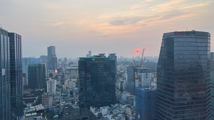 Nhà thành phố là gì? Là mình đã cố gắng rất lâu, nhưng vạch đích lại cứ lùi xa dần - 1