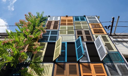 Xây nhiều cửa sổ nhìn sang hàng xóm cũng vi phạm à các bác? - 1