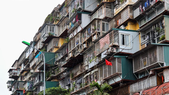 Từ “chuồng cọp” đến nhà ở xã hội: Hà Nội tính bài toán 1.600 khu tập thể cũ - 1