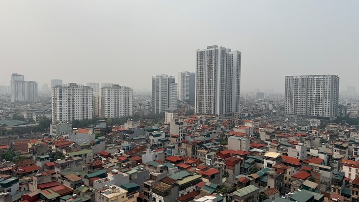 Một bên niêm yết cao, một bên cắt lỗ: Bất động sản Hà Nội đang chênh vênh giữa hai dòng nước 😀 - 1