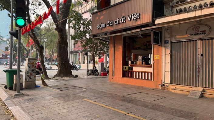 Vỉa hè -  thứ tưởng như rất bình thường lại trở thành một biến số cực kỳ quan trọng trong bài toán bất động sản đô thị - 1