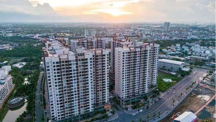 Thị trường bất động sản tháng 4 giảm nhiệt, đáng chú ý chung cư giảm tới 20% - 1