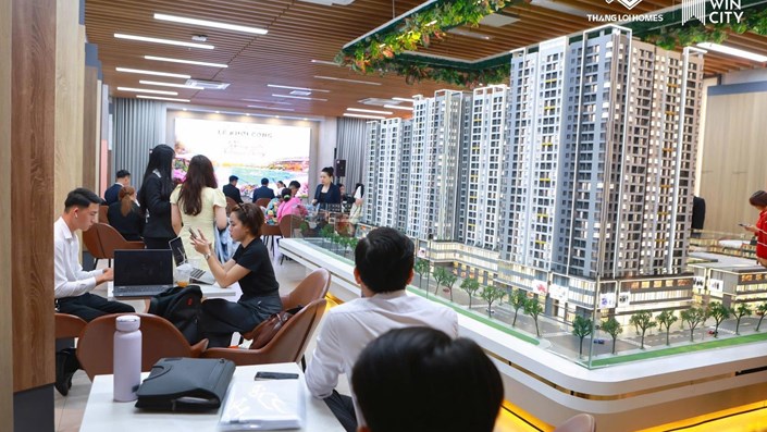 Ra rả tin lãi vay mua nhà chạm mốc 15%: Đầu gối "hội không nhà" có đang khuỵu xuống vì cú sốc tâm lý - 1