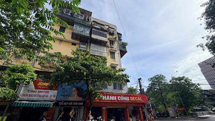 Hà Nội ra tay dẹp "loạn" hệ số K: Đập chung cư cũ đổi nhà mới to gấp 2 lần, chịu chưa? - 1