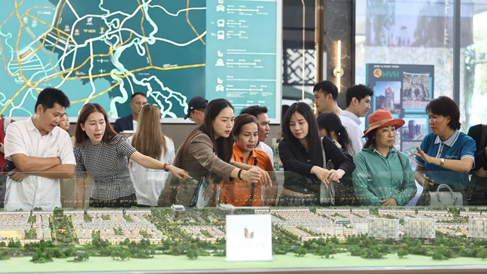 BĐS 2025: Vừa ngoi khỏi “đáy” đã ngắm… đỉnh mới - 1