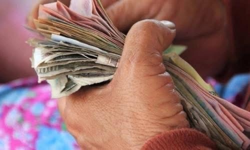 Bán đất quê, về Hà Nội mua nhà cho con - 1