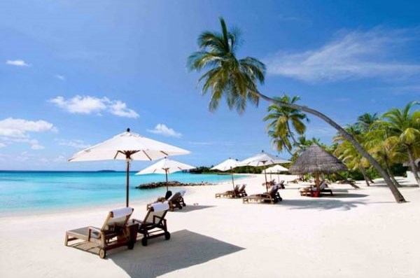 Bất động sản nghỉ dưỡng vẫn “chờ gió Đông” - 1