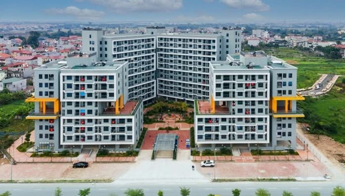 Bộ Xây dựng lần này muốn đưa ra một cơ chế “mở khóa”: người bị thu hồi đất có thể được mua hoặc thuê mua ngay căn hộ xã hội tại chính dự án, không cần bốc thăm hay chứng minh gì thêm - 1