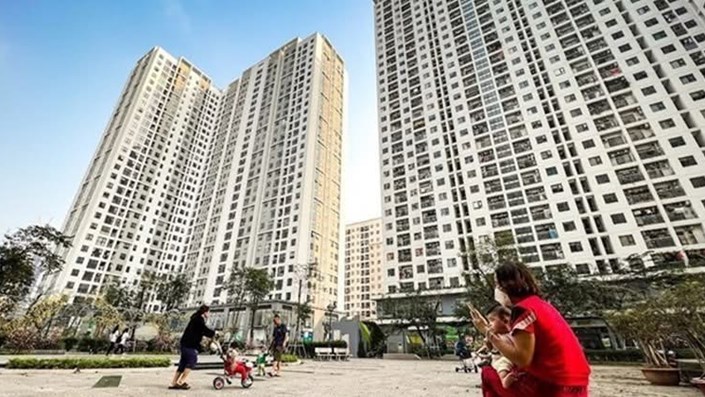 Bán xong nhà quê để mong an cư Thủ đô, thì giá căn hộ Hà Nội đã chạy mất dép, 3 tuần mà tăng 750 củ các bác ạ! - 1