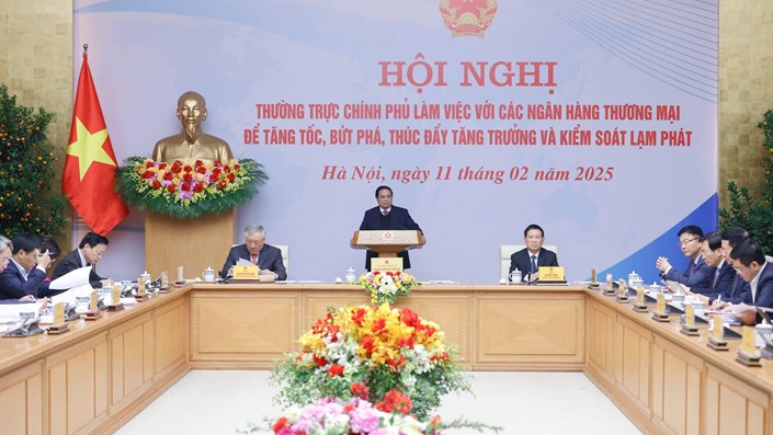 Thủ tướng họp với 20 ngân hàng nhiều chính sách có lợi cho thị trường bất động sản - 1