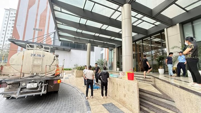 Sống ở “làng trên mây” nhưng ngày nào cũng sợ… mất nước: Cao cấp kiểu này ai dám tận hưởng? - 1