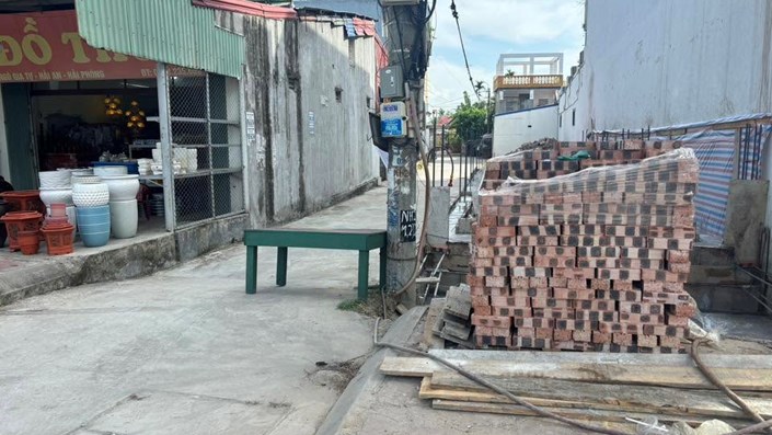 Kiếp nạn xây nhà  - 1