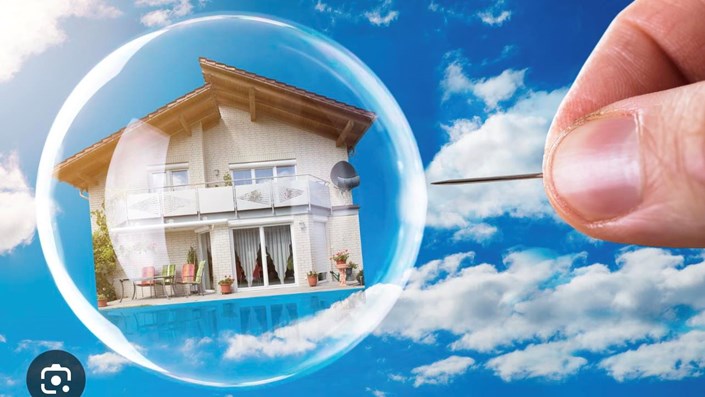 Bất động sản Việt Nam chưa thể “chết” !   - 1