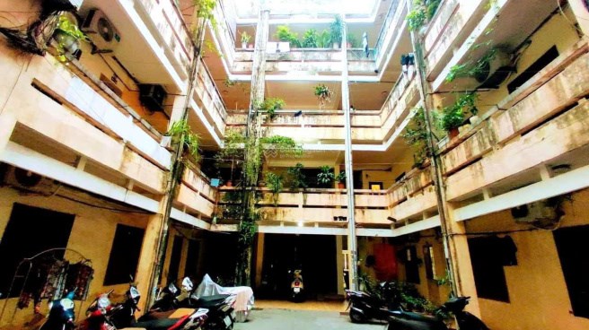 Đại hội thanh lý nhà tập thể cũ và những chủ nhà lạc quan nhất hành tinh  - 1
