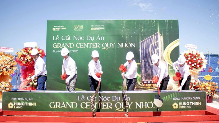Dự án Grand Center Quy Nhon – biểu tượng sống giữa trung tâm phố biển chính thức cất nóc  - 1