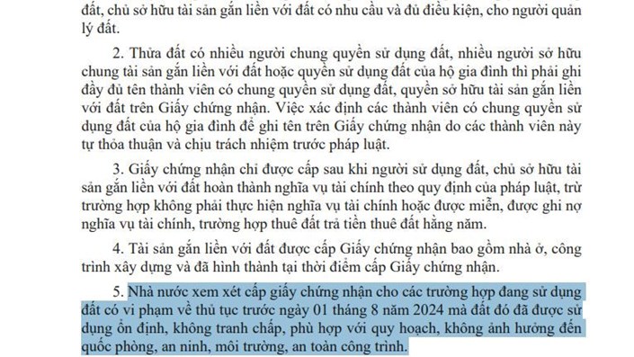 Nhà ở bao năm, sổ đỏ vẫn chưa về? Người có đất vi phạm trước 1/8/2024 chú ý tin này  - 1