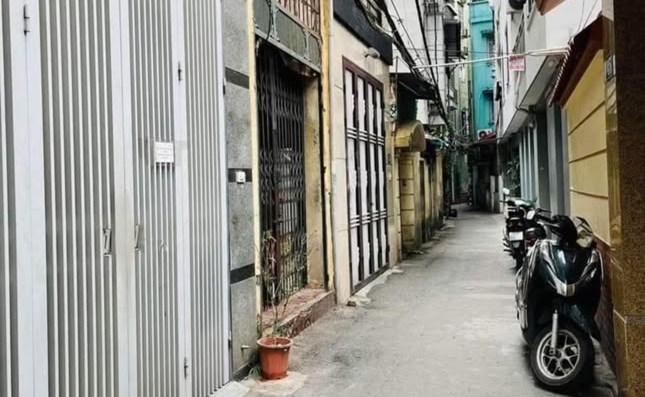 Quyết định tốn tiền tỷ lên chung cư... chỉ vì một con chó và hai túi rác!  - 1