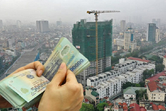 “Đặt cọc cũng phải vay” - Ngân hàng nhà nước siết chặt, dân đầu tư bất động sản đứng ngồi không yên  - 1