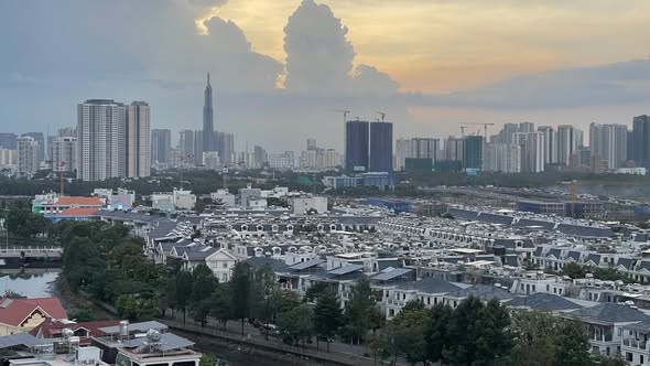 Tôi chỉ mua nhà đã xây, đã có sổ, đã có dân, đã có tiện ích  - 1