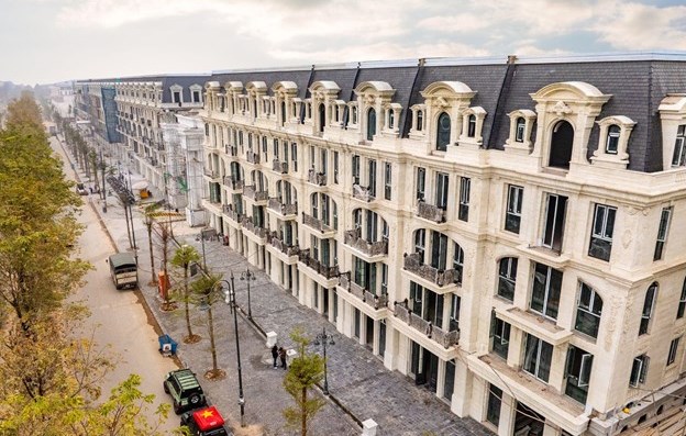 Giá nhà phố chạm ngưỡng 2 tỷ đồng, Tây Hồ sẽ thành trung tâm mới của Hà Nội - 1